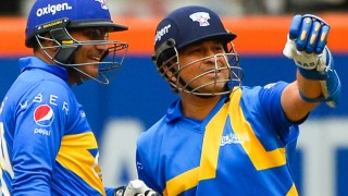 Road Safety Series: Virender Sehwag Gives Glimpse of Sachin Tendulkar, Yuvraj Singh's Preparations Ahead of Game With England Legends | WATCH VIDEO